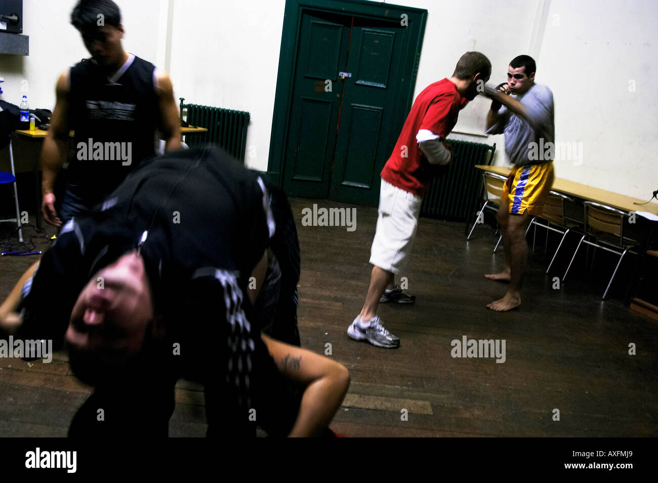 Ultimate Fighting è un misto di arti marziali stile di combattimento. Foto Stock