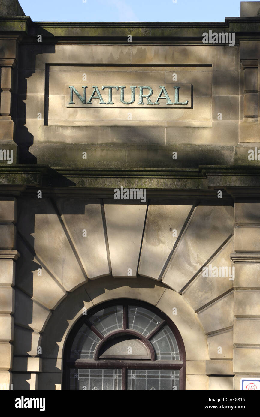 I bagni naturali ora informazioni turistiche a Buxton DERBYSHIRE REGNO UNITO Foto Stock