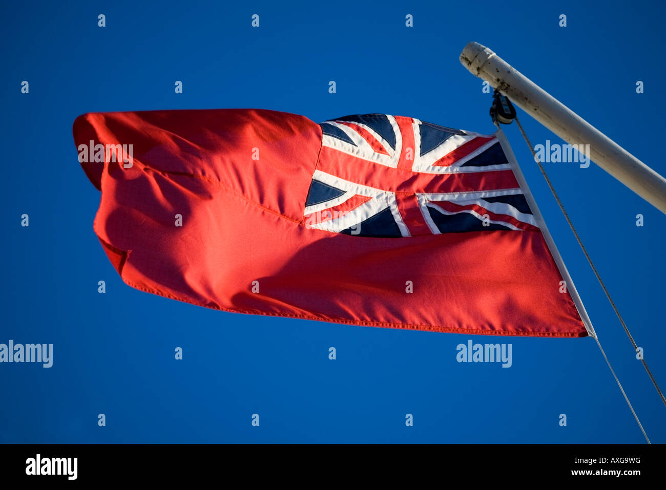 AZ FLAG Bandiera Navale Insegna Bianca Britannica 45x30cm - Bandiera Maritima Royal Navy White Ensign - Regno Unito 30 X 45 Cm Speciale Nautismo, Padiglione Nautico