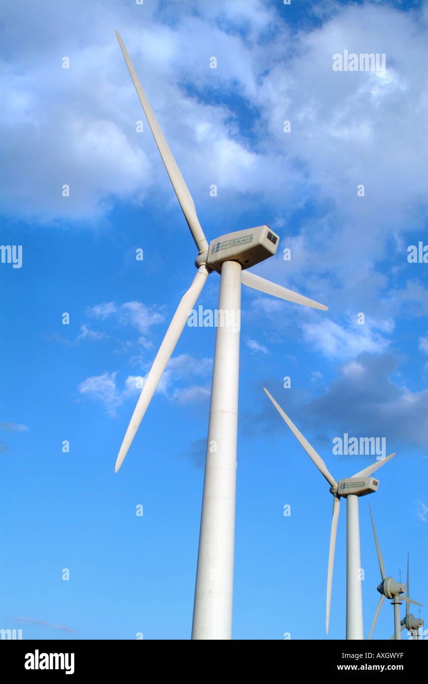 Mulini a vento sulle isole canarie Windräder bzw Windkraftanlagen auf Teneriffa Foto Stock