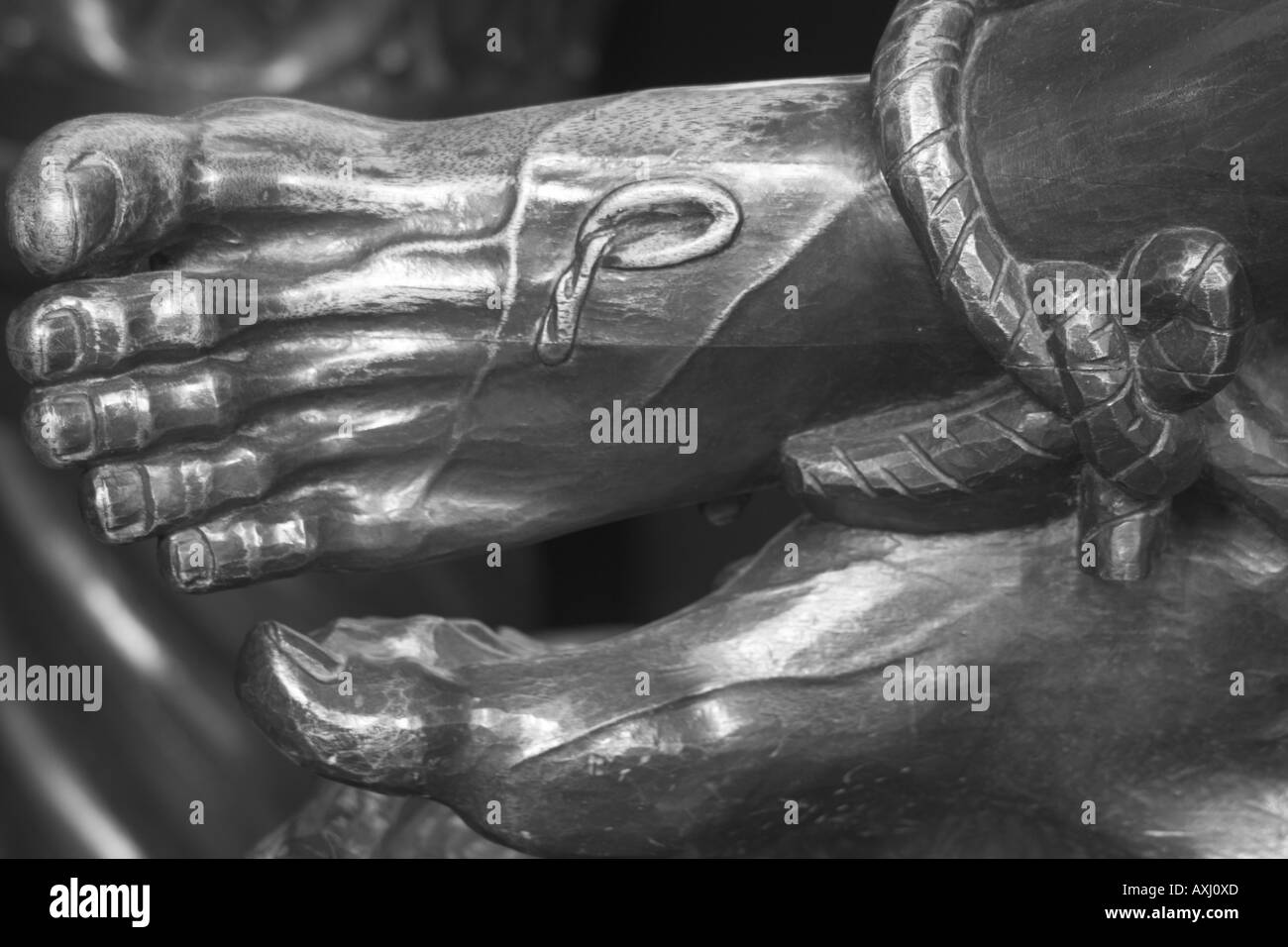 Close up delle stigmate sulla statua di Gesù nella Chiesa di Gran Canaria Foto Stock