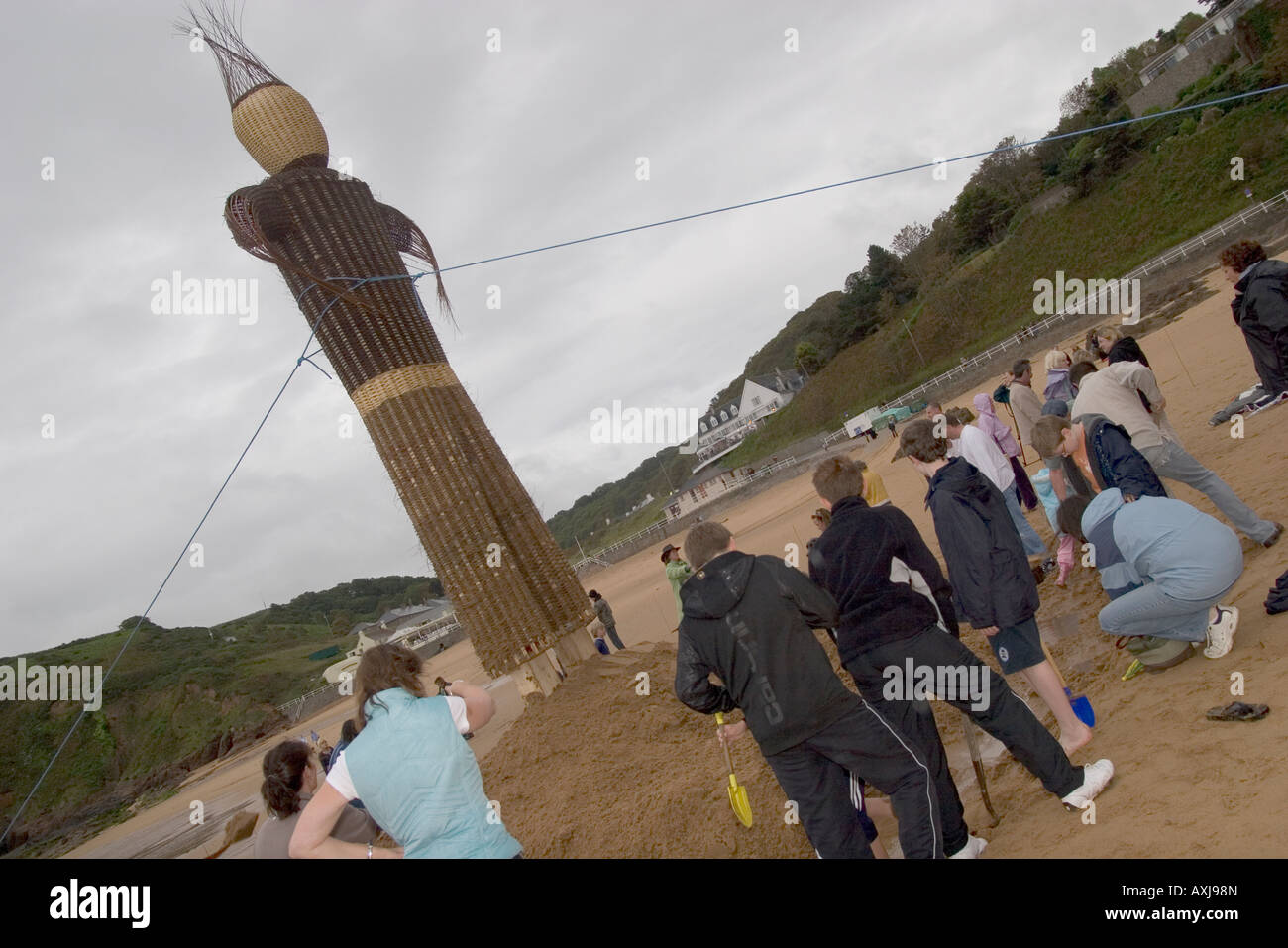 La masterizzazione dell'uomo di vimini , Greve De Lecq spiaggia , Jersey , Isole del Canale Foto Stock