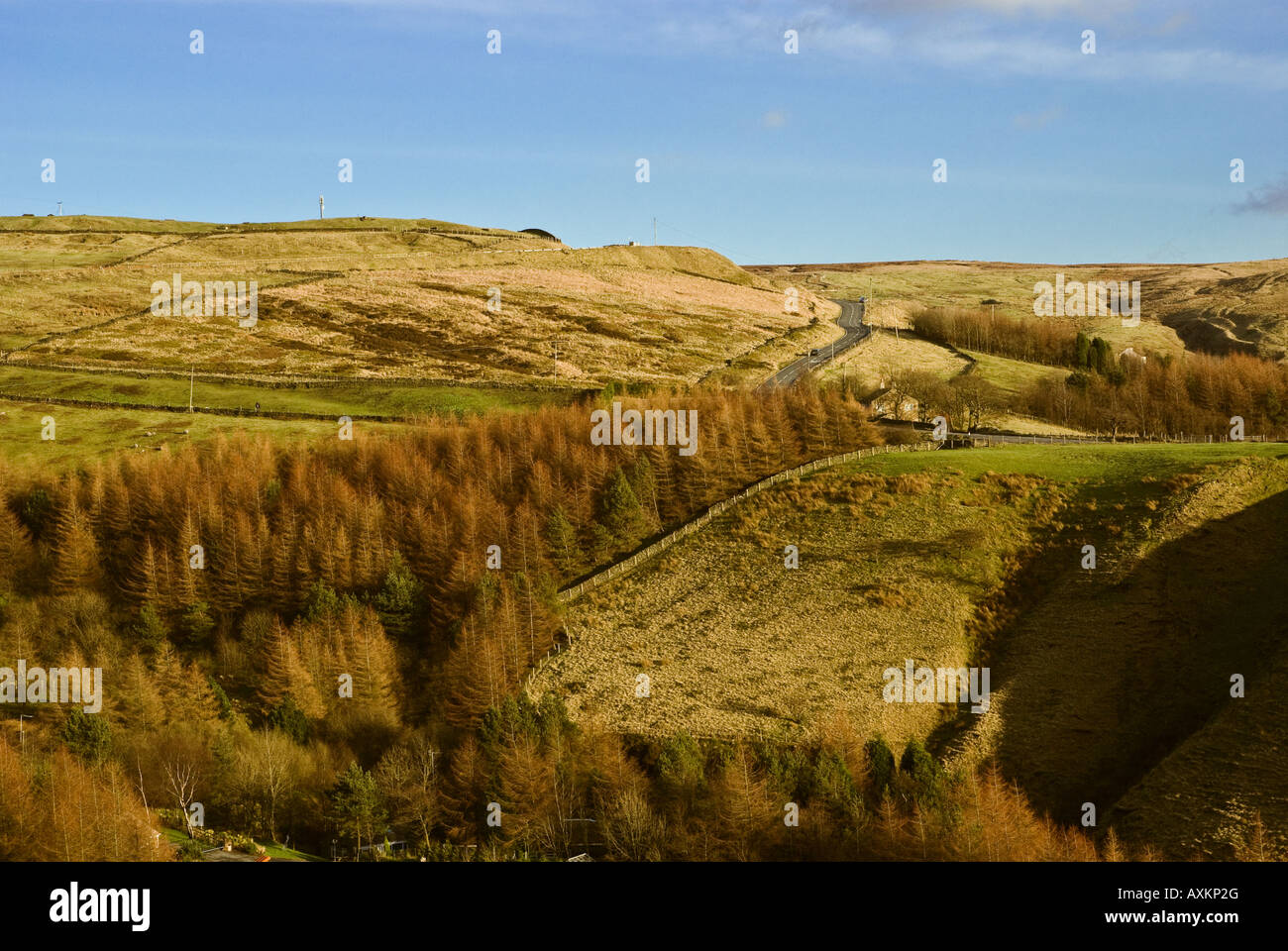 Strada sopra Saddleworth Moor Foto Stock