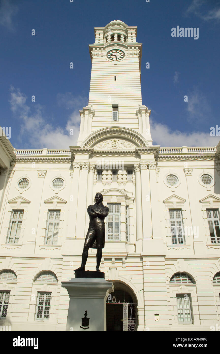 Statua di Stamford Raffles Victoria Theatre Singapore Foto Stock