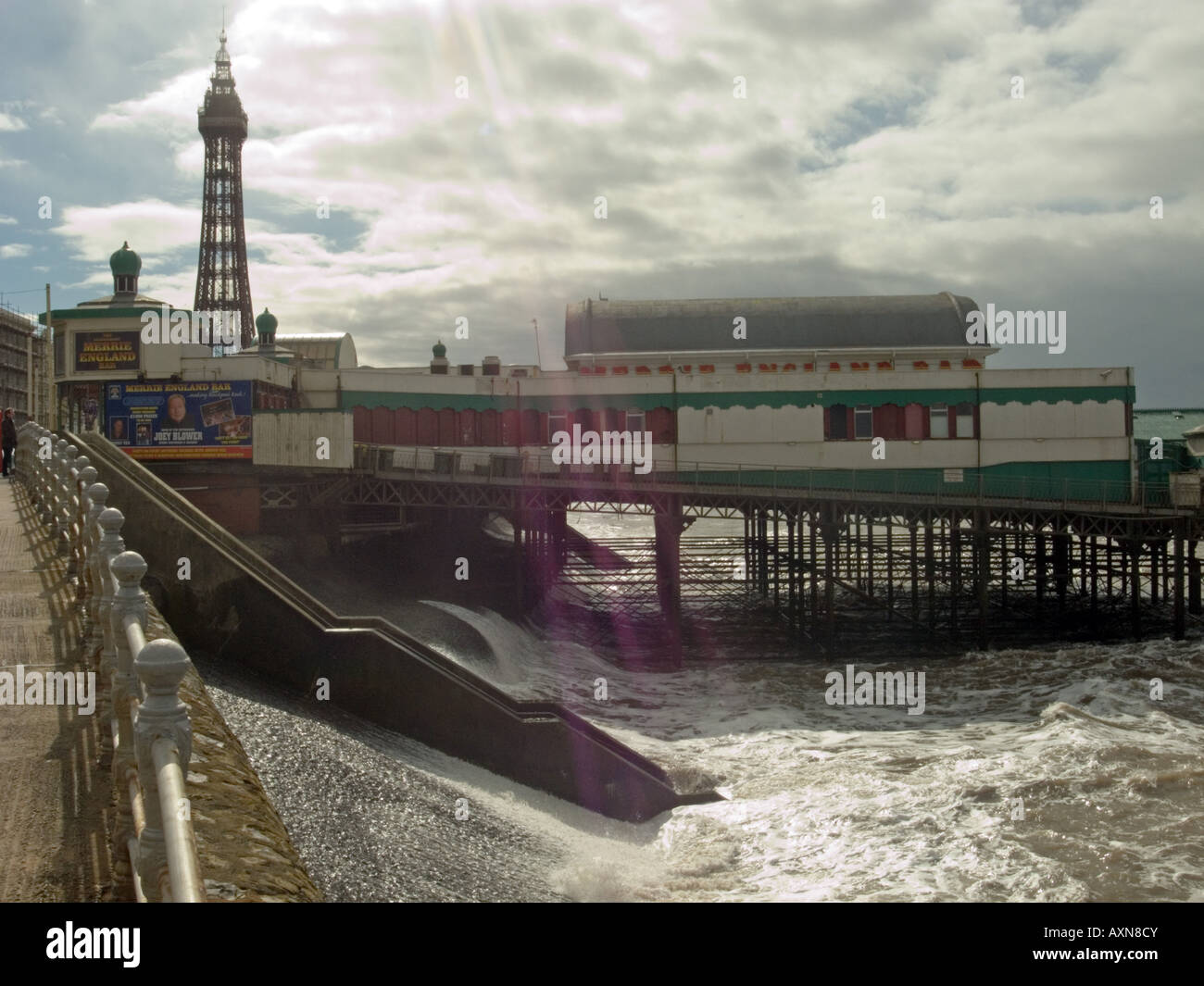 North Pier e la Torre di Blackpool Foto Stock