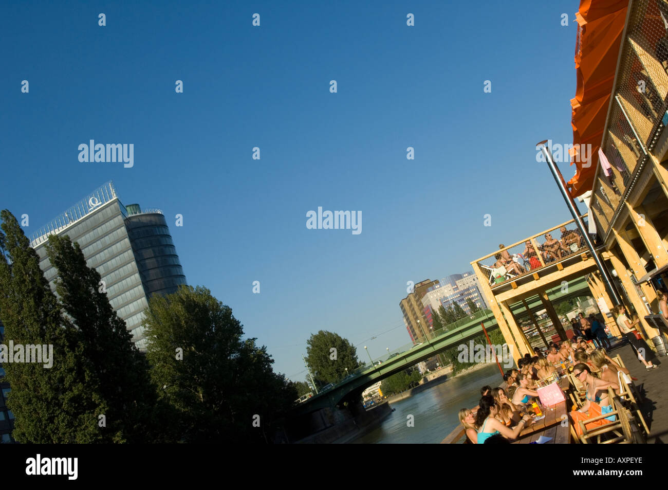 Vienna, piscina sul Canale del Danubio Foto Stock