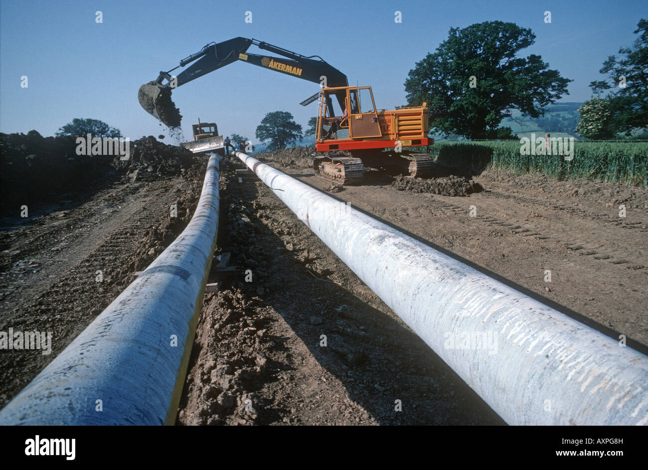 La posa di conduttura di gas naturale in AONB nei pressi di Winchcombe REGNO UNITO Foto Stock