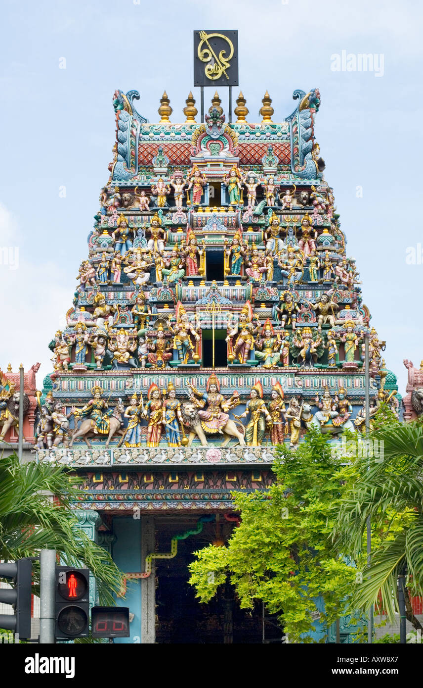 SRI VEERAMAKALIAMMAN tempio serangoon road SINGAPORE ASIA tempio indù di Little India district Foto Stock