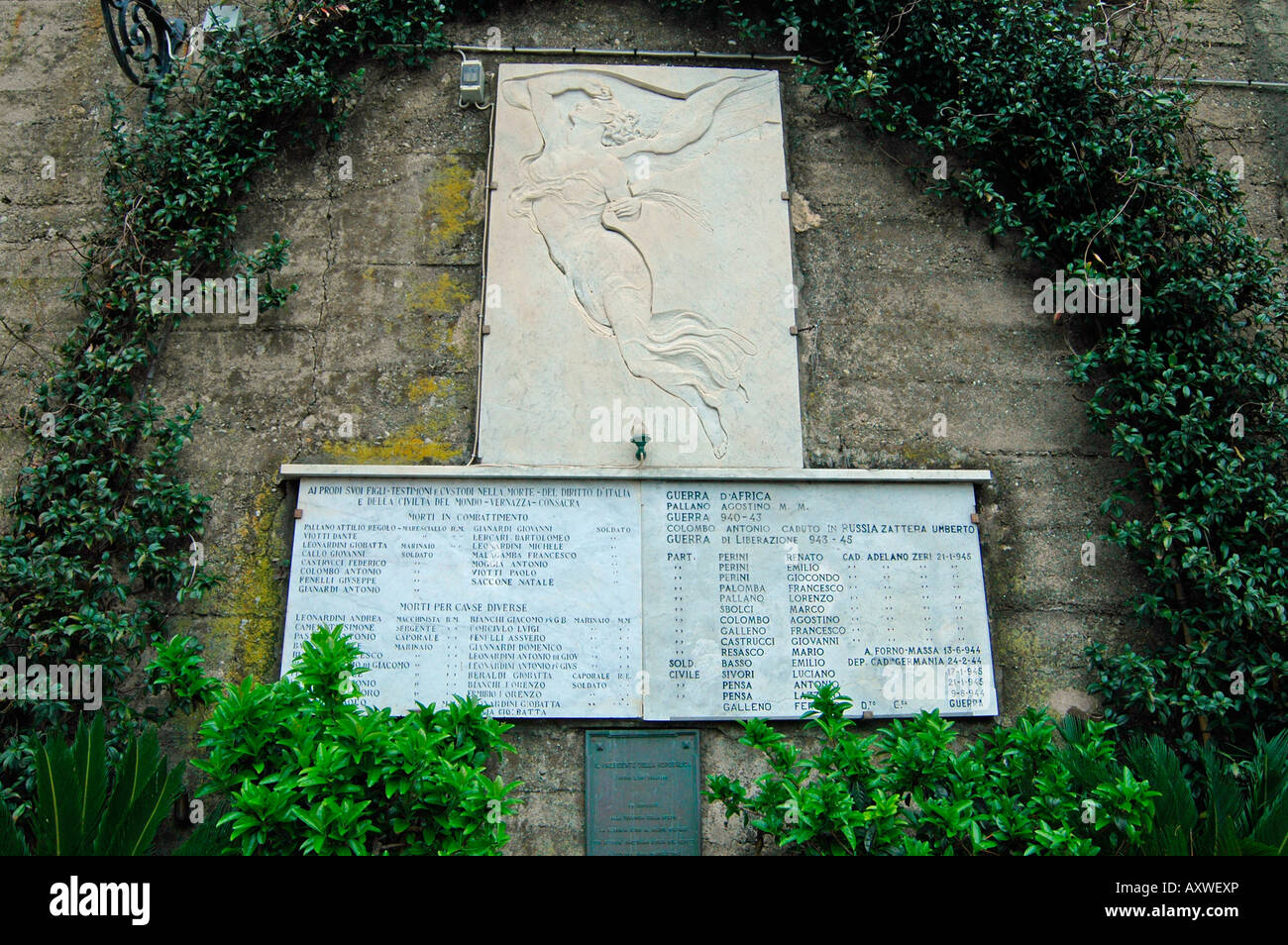 Monumento a Italiann soldati che morirono durante la seconda guerra mondiale Foto Stock