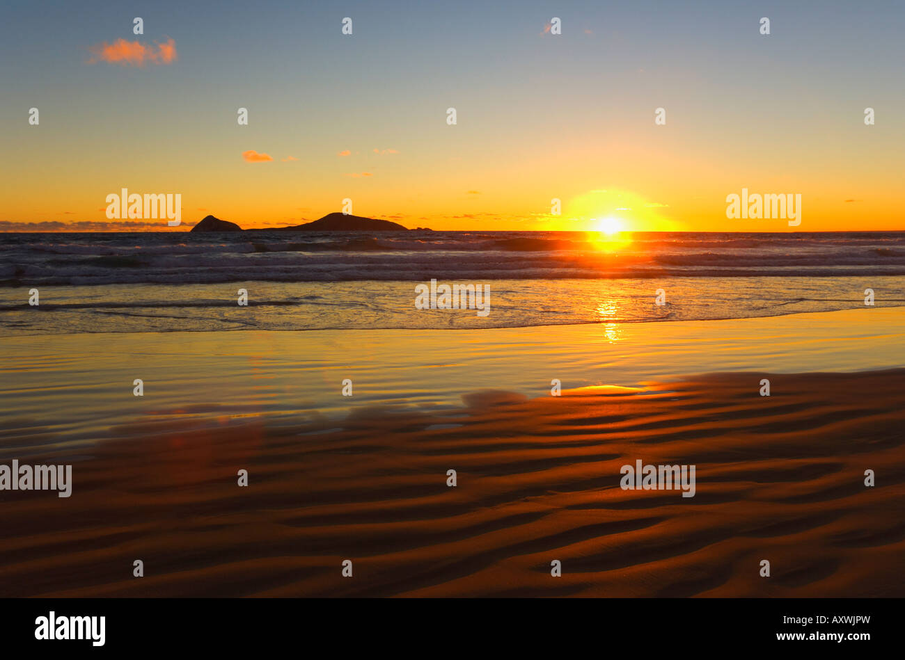 La baia di whisky e Bass Strait al tramonto, Wilsons Promontory National Park, Victoria, Australia Pacific Foto Stock