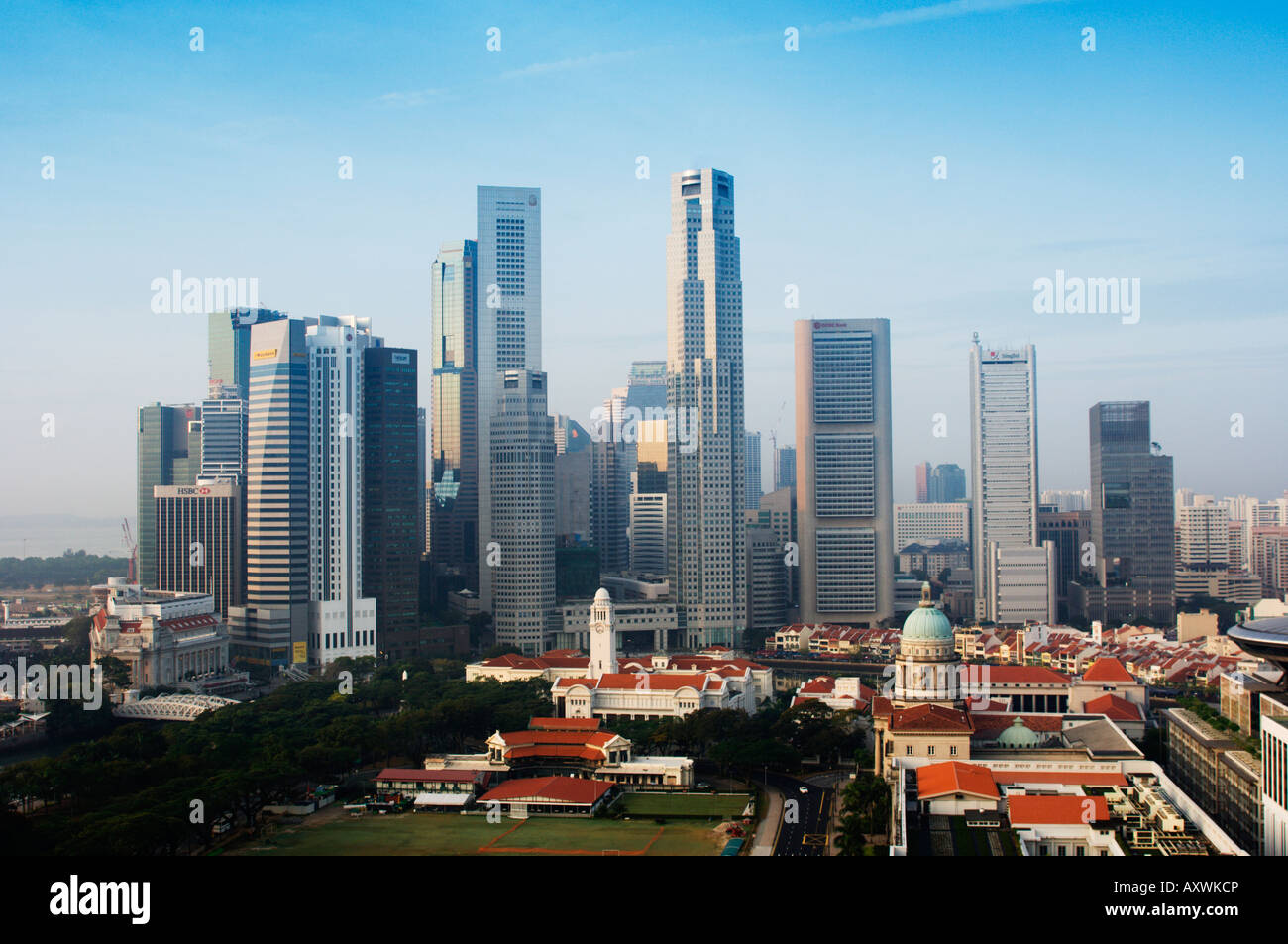 Skyline della città all'alba, Singapore, Sud-est asiatico, in Asia Foto Stock