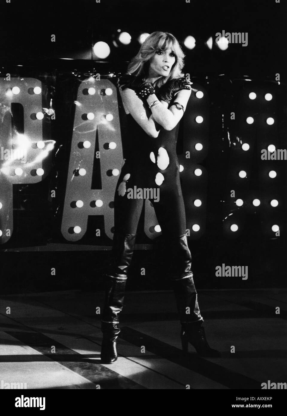 Lear, Amanda, * 18.11.1939, cantante inglese, full length, performance, 1974, Foto Stock