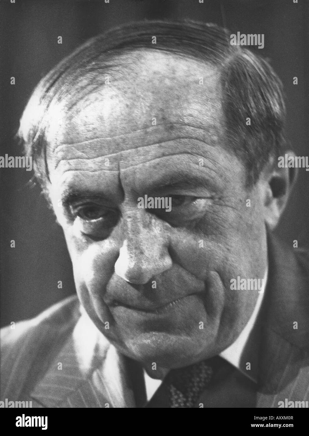 Dollinger, Werner, 10.10.1918 - 3.1.2008, politico tedesco (CSU), Ministro federale dei trasporti, dell'edilizia e degli affari urbani (Germania) 1982 - 1987, portrait, 1980s, Foto Stock