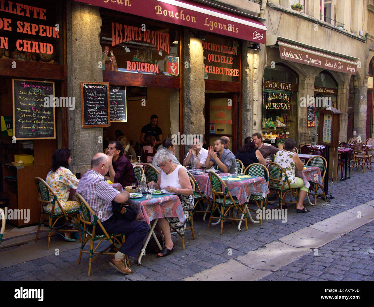 Bouchon piccoli ristoranti di Rue St Jean Lione Francia Rhône Rhône Alpes Foto Stock