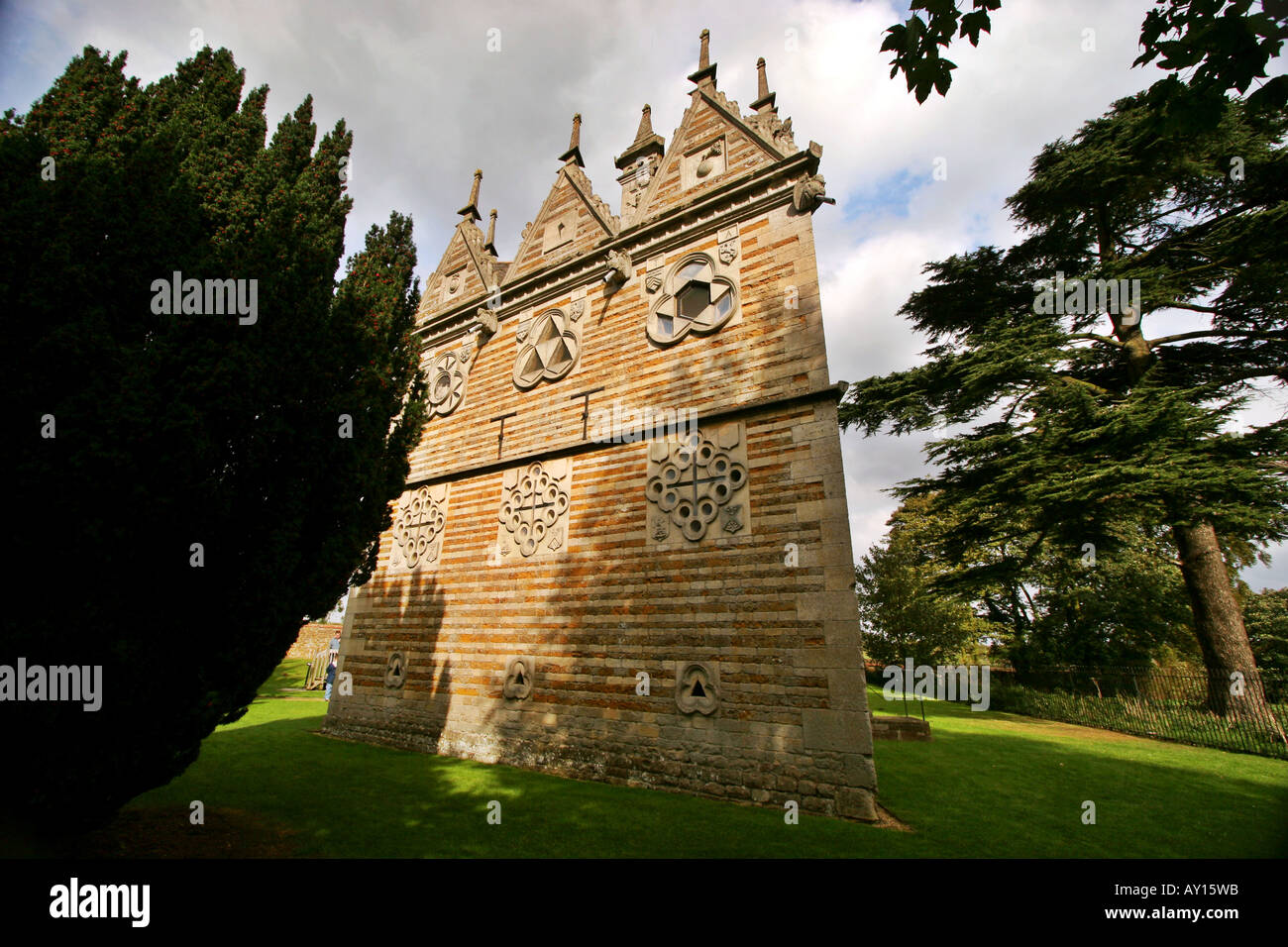 Rushton Lodge triangolare Northamptonshire Foto Stock