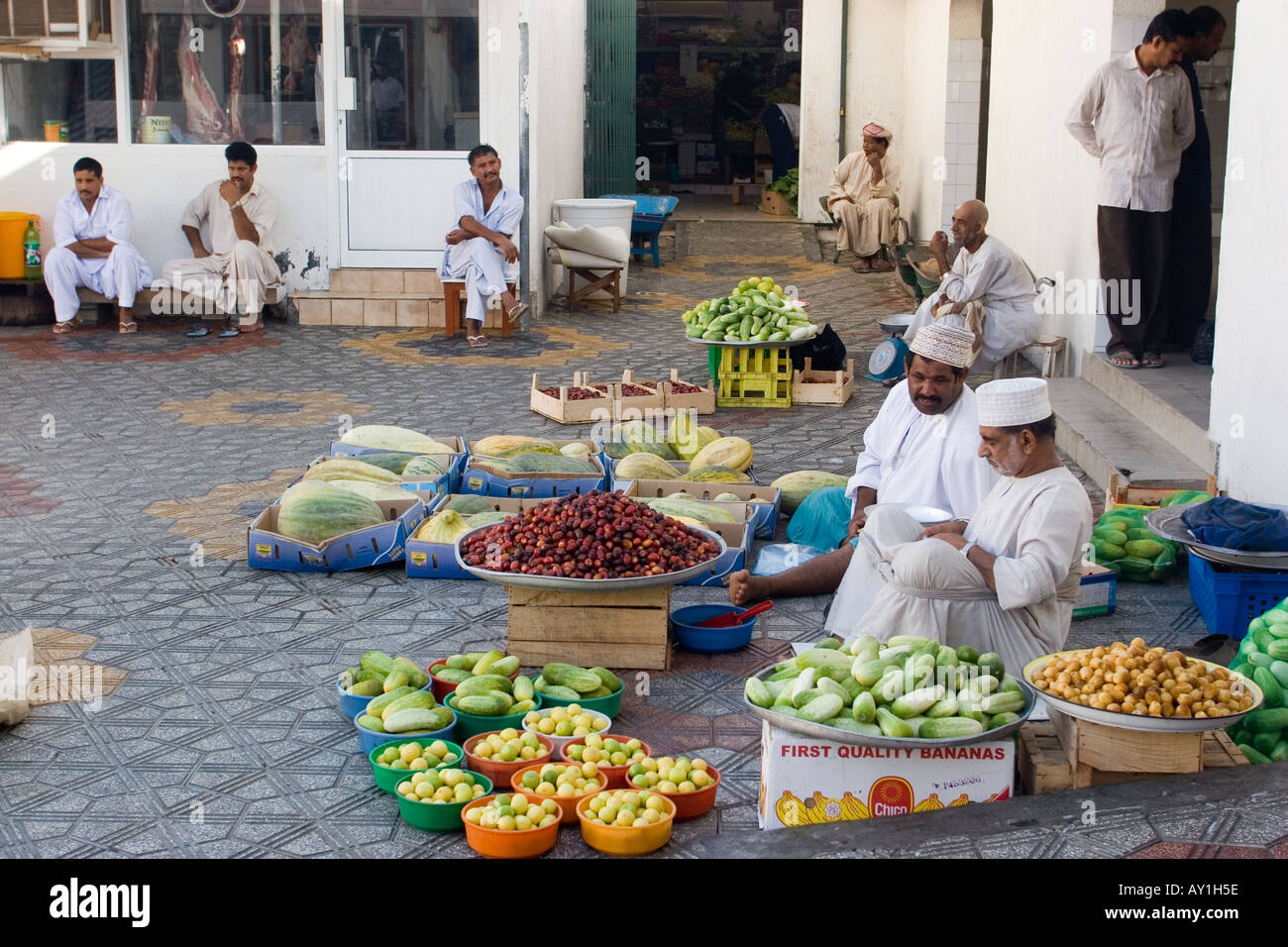 Mutrah mercato di frutta e verdura regolata per il mercato del pesce in Muscat Oman Foto Stock