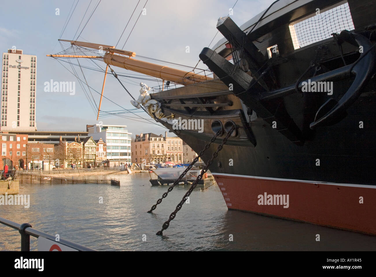 HMS Warrior, lanciato nel 1860, nel porto di Portsmouth Hampshire GB. Foto Stock