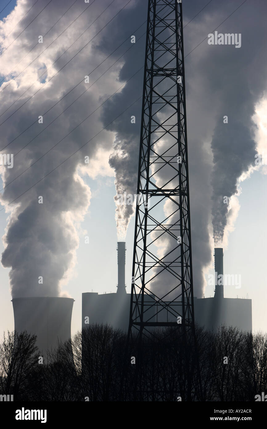 DEU Germania Duisburg Powerstation di acciaio azienda HKM Huettenwerke Krupp Mannesmann torri di raffreddamento Foto Stock