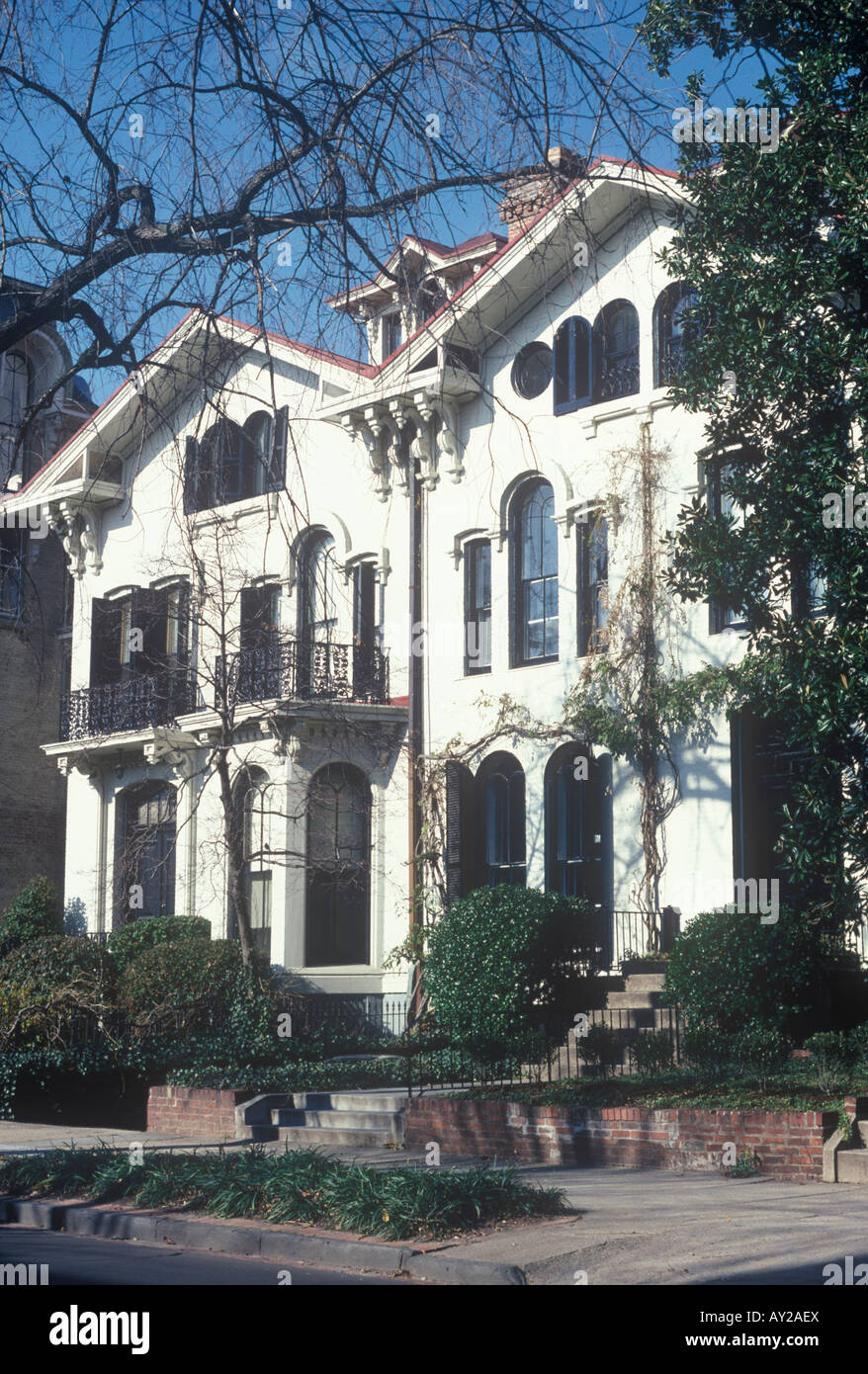 American stile Italianamente coppia di semi staccate case di città nel 1860 circa in Georgetown a Washington DC Foto Stock