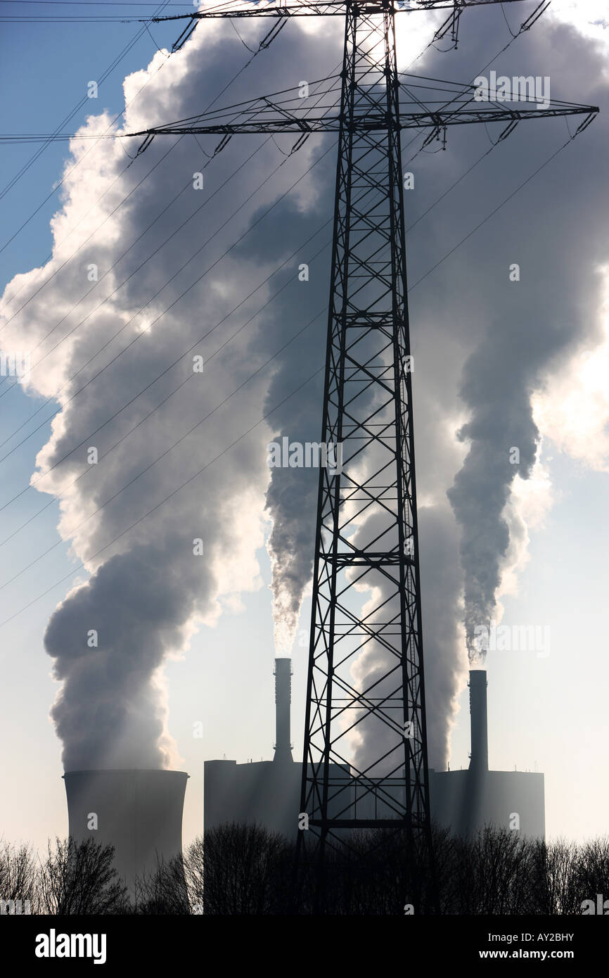 DEU Germania Duisburg Powerstation di acciaio azienda HKM Huettenwerke Krupp Mannesmann torri di raffreddamento Foto Stock