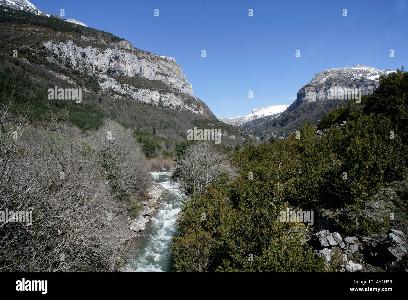 Pirenei spagnoli Hecho Valley Foto Stock