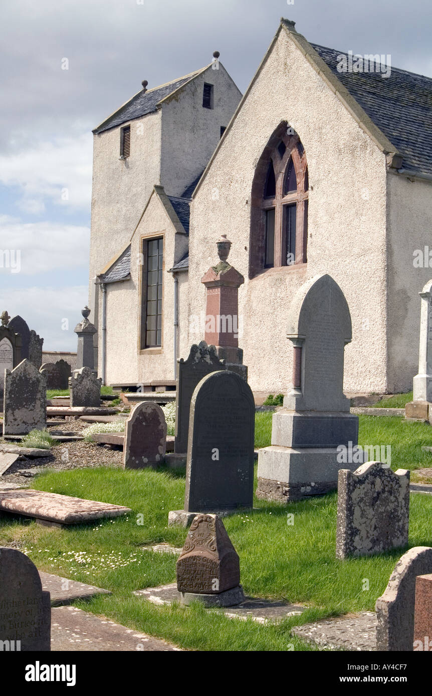 Dh Canisbay Kirk KIRKSTYLE CAITHNESS Chiesa di Scozia tradizionale e storico Scottish Kirk e cimitero Foto Stock