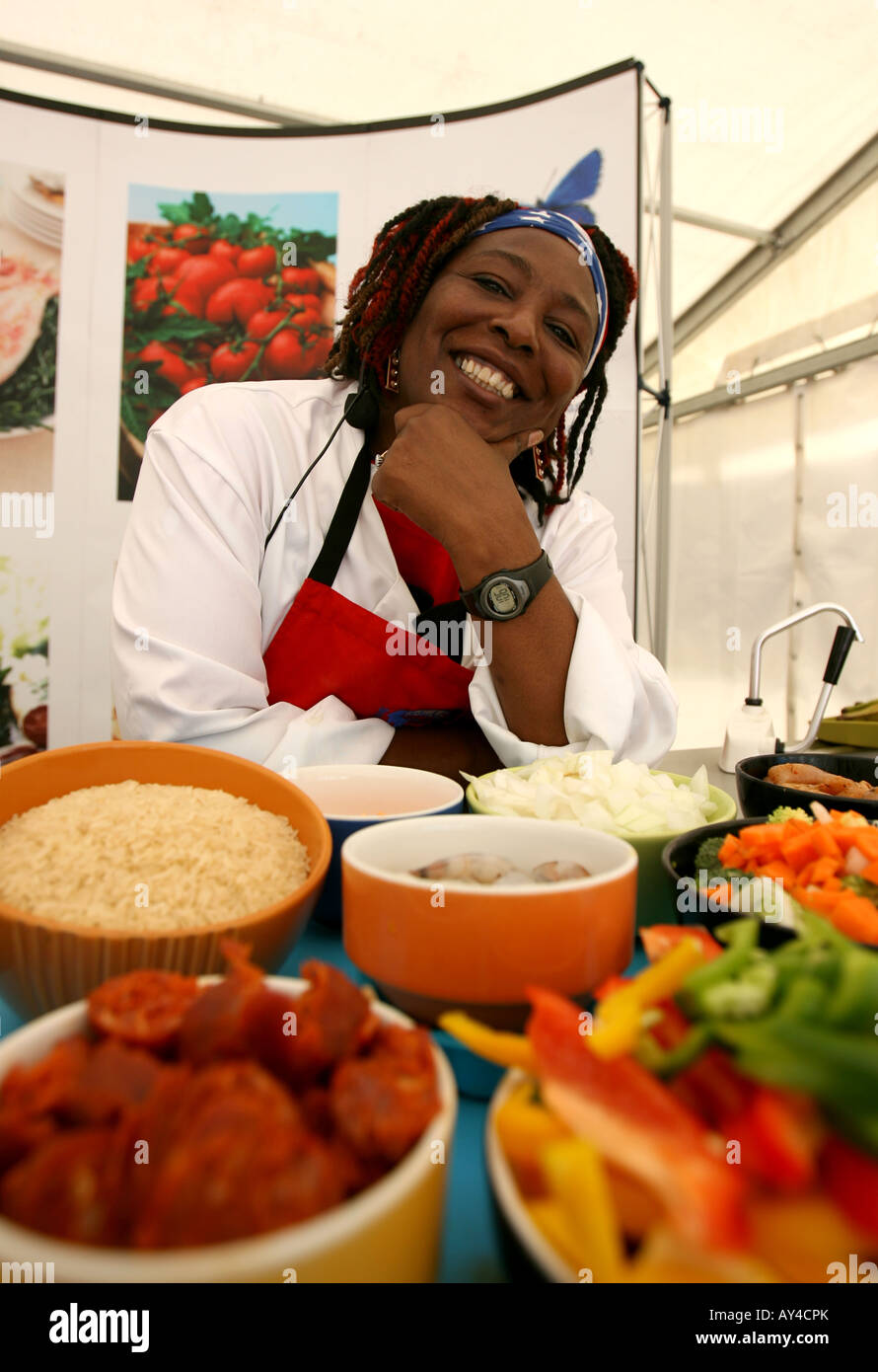 Momma Cherry pone con la carne e le verdure al Brighton food festival Sussex Foto Stock