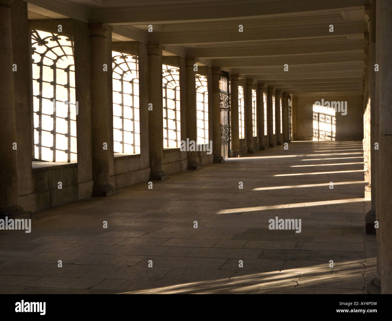 Libreria di Wren, Nevile's Court, il Trinity College di Cambridge, Inghilterra Foto Stock