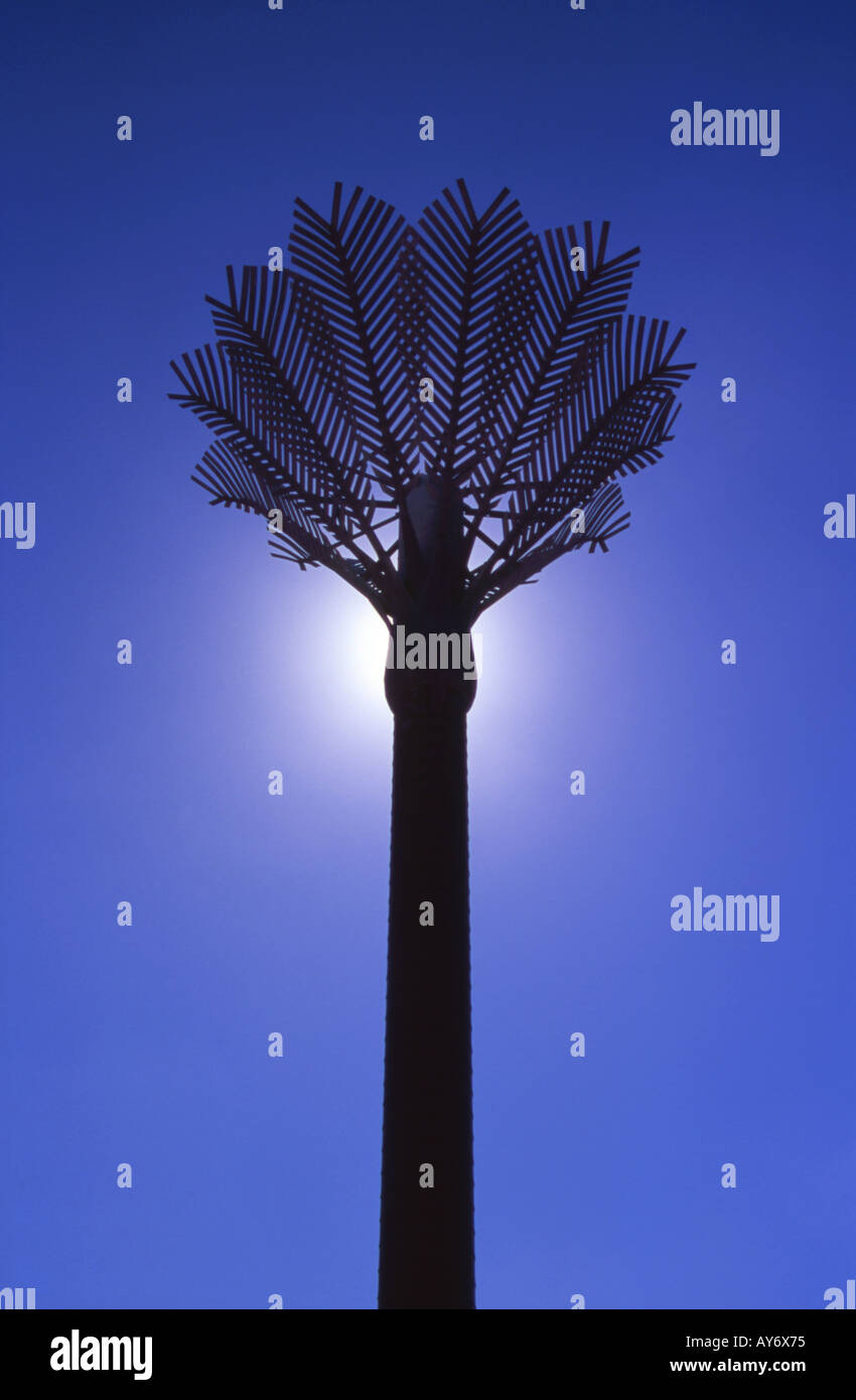 Fern Tree Scultura di metallo a Wellington s Civic Center Isola del nord della Nuova Zelanda Foto Stock