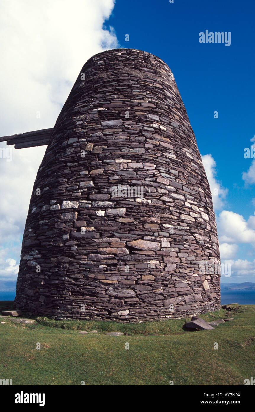 Ballymacadoyle hill tower della penisola di Dingle contea di Kerry Irlanda Foto Stock