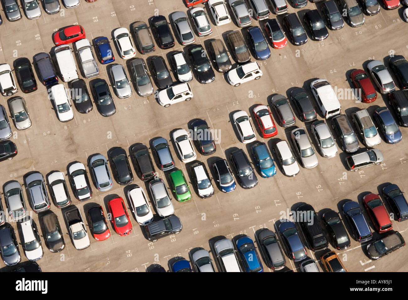 Vista aerea di un parcheggio auto Foto Stock
