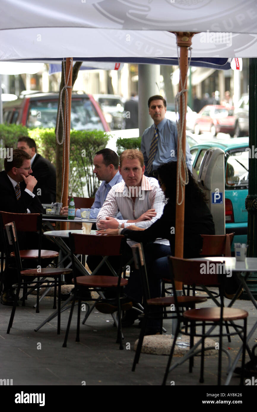 Collins Street sidewalk cafe Melbourne Australia Foto Stock
