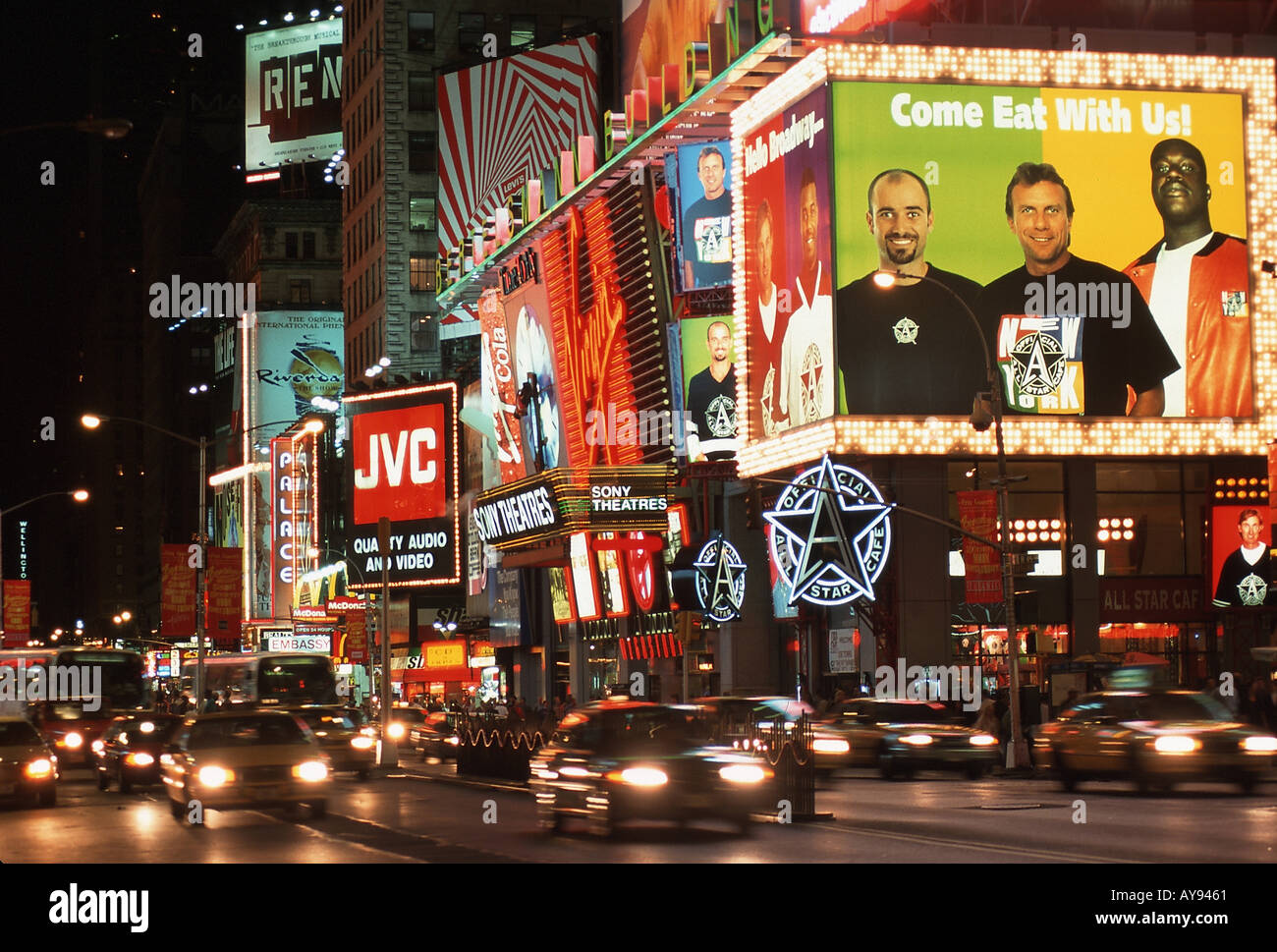 USA New York City 1998 indicazioni neon Times Square Foto Stock