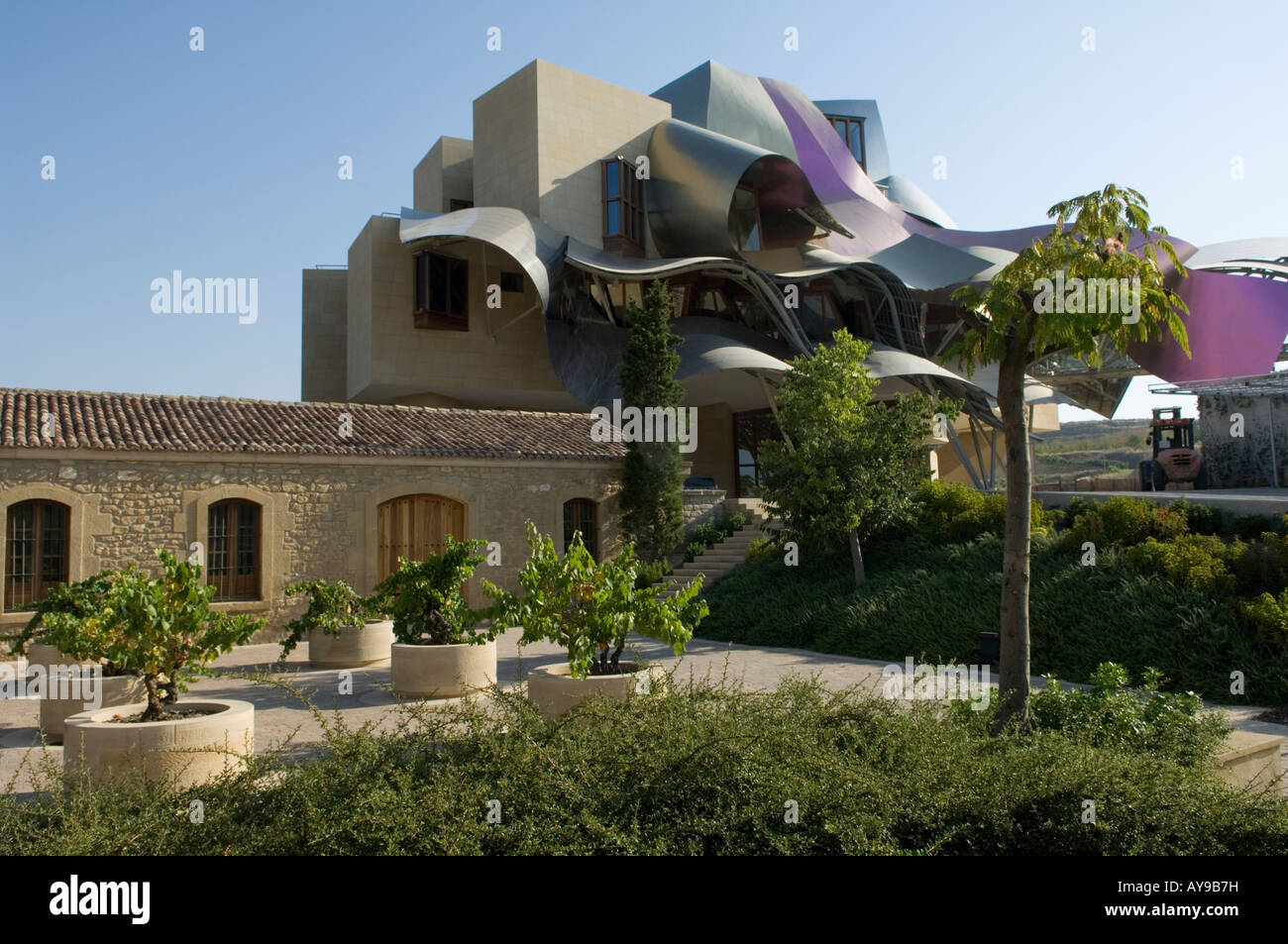 Marques de Riscal Vigna - Hotel e Centro Termale, El Ciego, Spagna, progettato da Frank O. Ghery Foto Stock