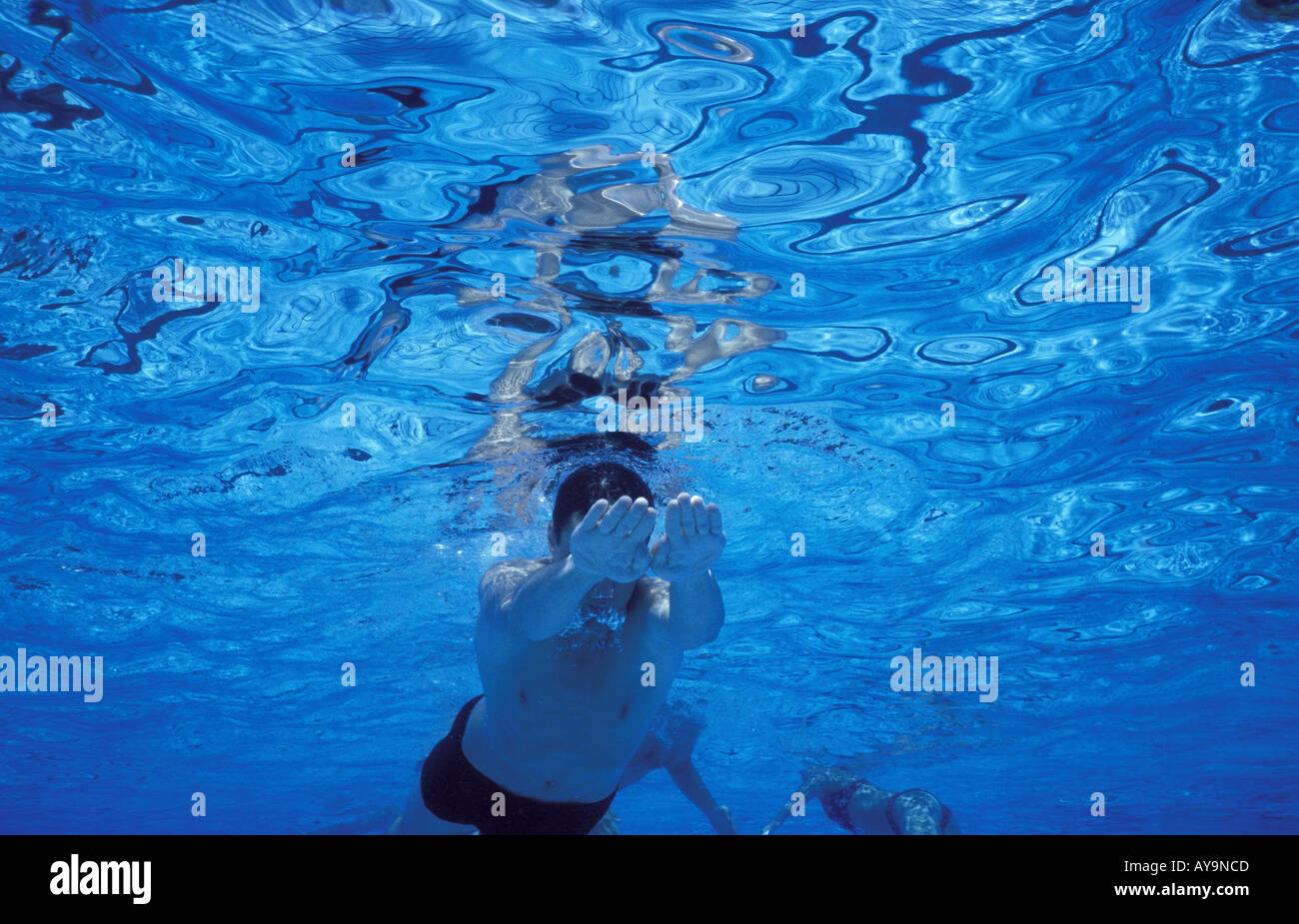 Schwimmer in einem Schwimmbecken Foto Stock