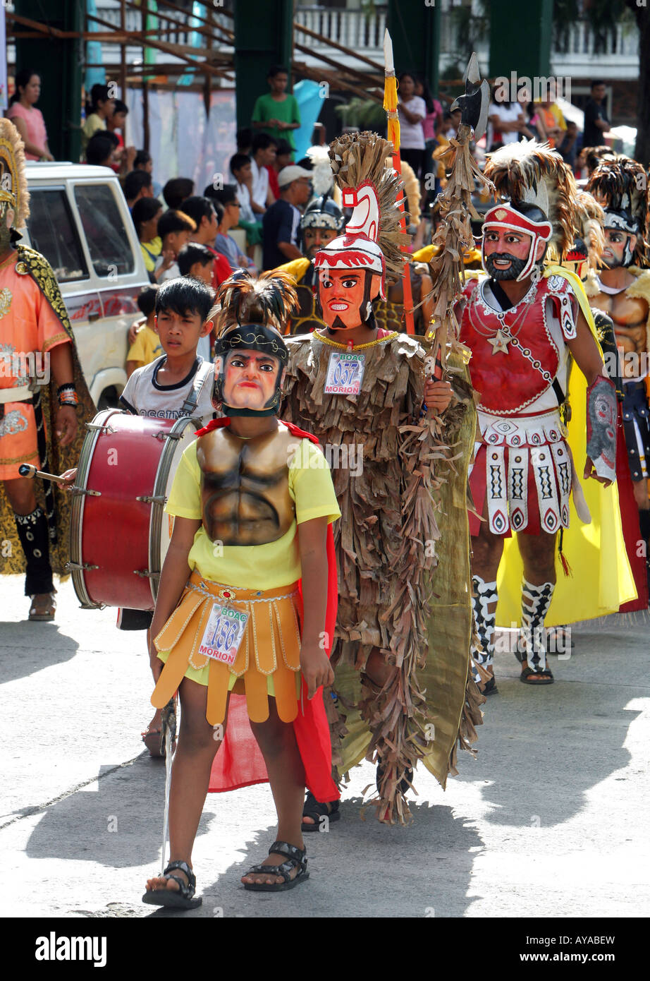 Filippine: sfilata di Moriones in occasione dell'annuale festival Moriones, Boac, Marinduque Isola Foto Stock
