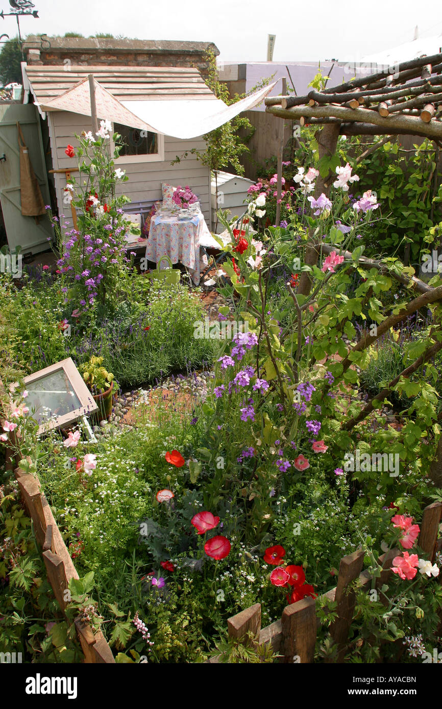 Regno Unito Cheshire Knutsford Tatton Hall RHS Flower Show Heather Boardmans migliori di schiena medaglia d oro giardino vincente Foto Stock