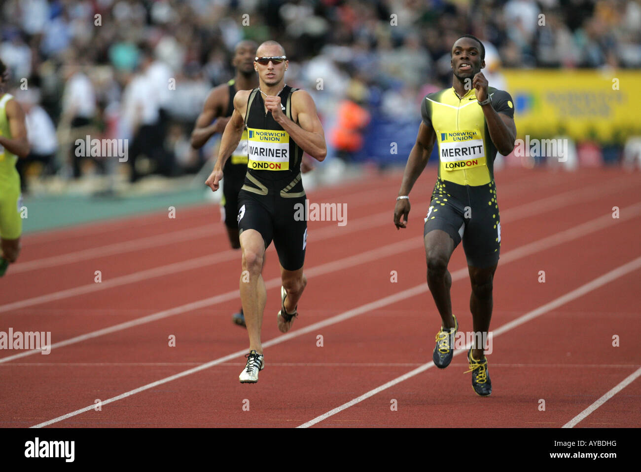 Noi e il campione olimpico Jeremy Wariner vincendo il 400m al Crystal Palace Grand Prix 2007 battendo LaShawn Merritt Foto Stock