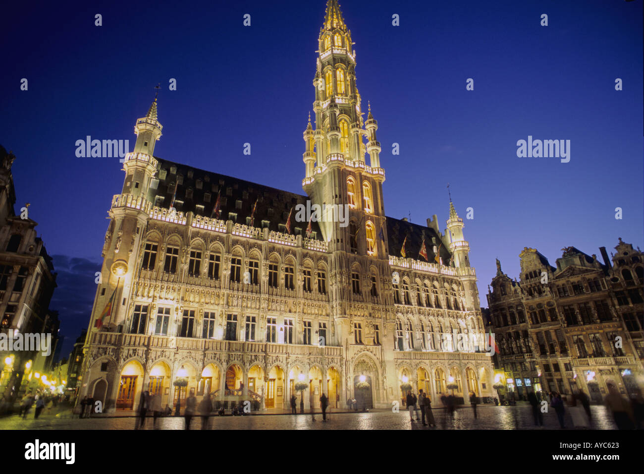 Belgio Bruxelles Brussels City Hall Hotel de Ville Grand Place notte Foto Stock
