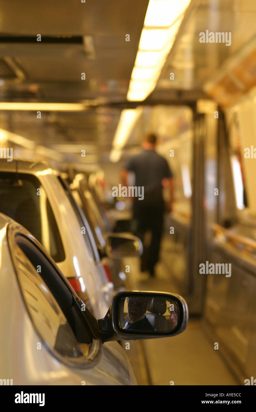 Channel Tunnel auto interno treno Francia Regno Unito Foto Stock