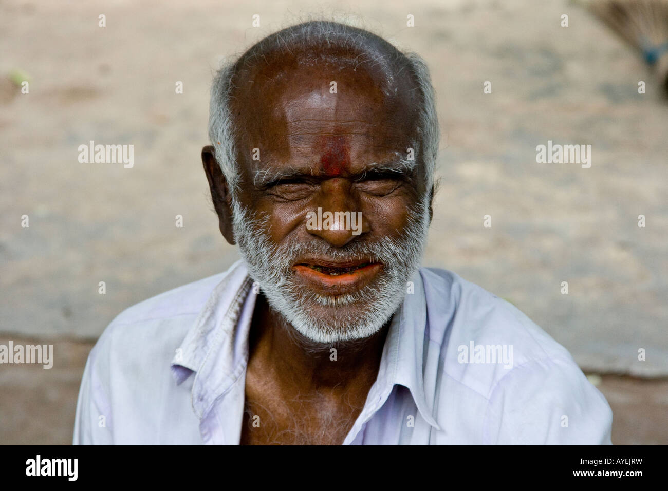 Il vecchio uomo indù in Thanjavur India del Sud Foto Stock