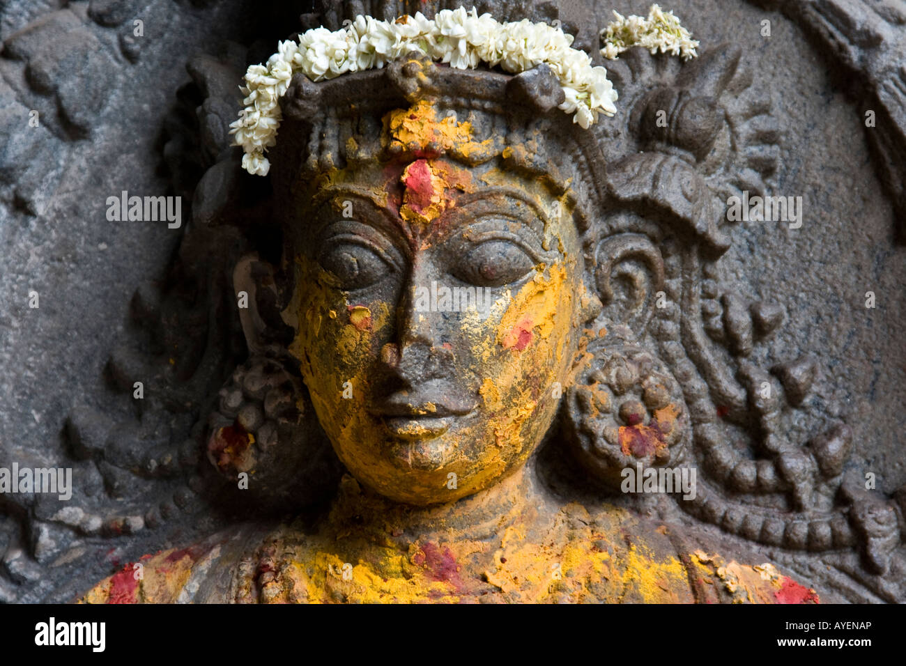 Verniciato colorato Statua di Shiva presso Sri Meenakshi a Madurai India del Sud Foto Stock