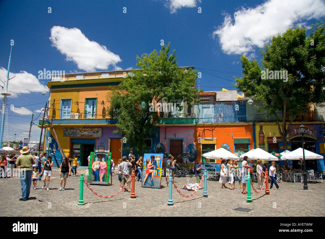 Gli edifici colorati sul Caminito in La Boca barrio di Buenos Aires Argentina Foto Stock
