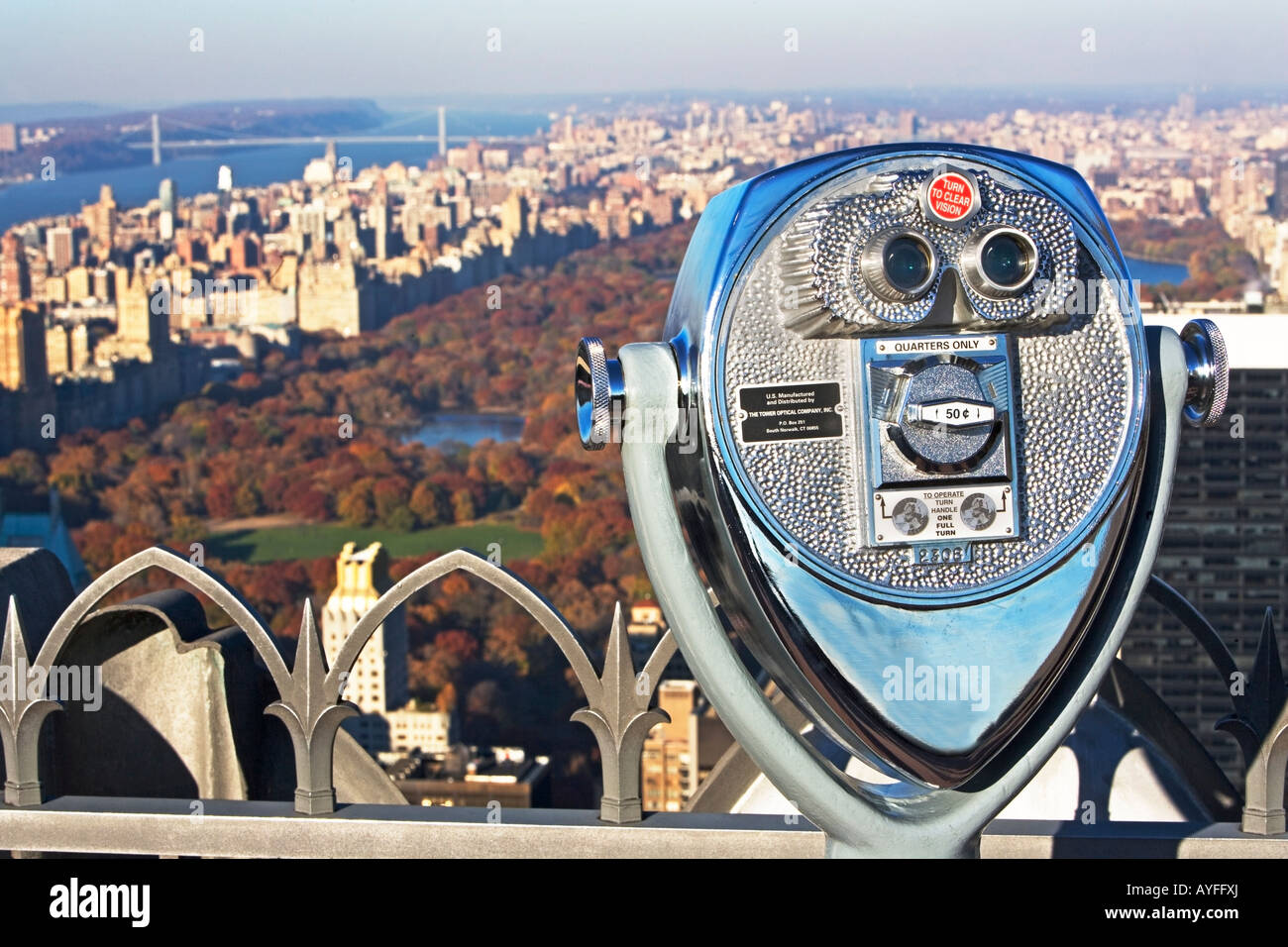 Visualizzatore fisso e il Central Park di New York City Foto Stock