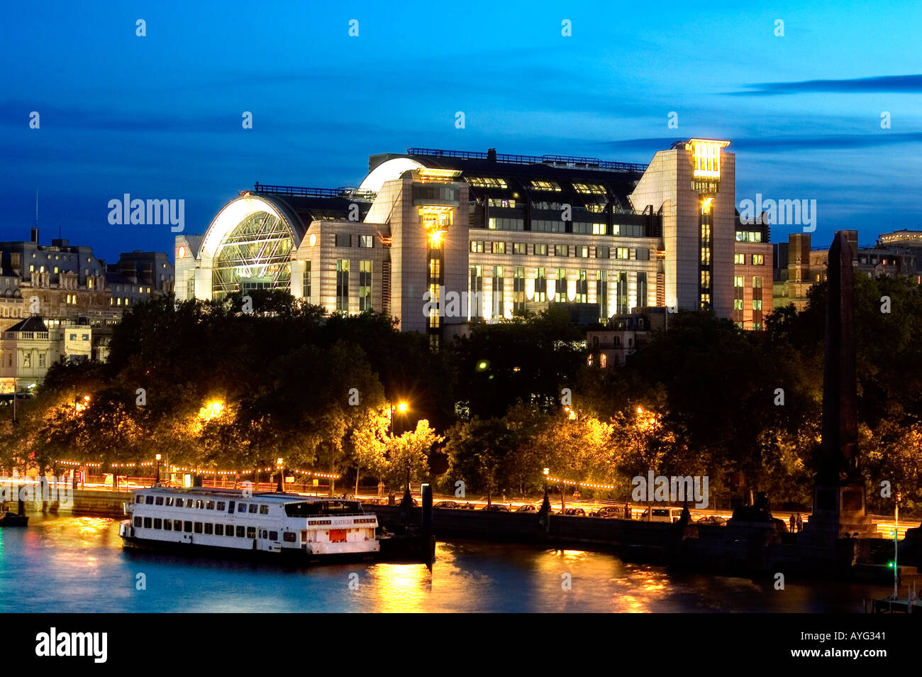 Luogo di Embankment e Charing Cross, Stazione Ferroviaria, London, England, Regno Unito Foto Stock