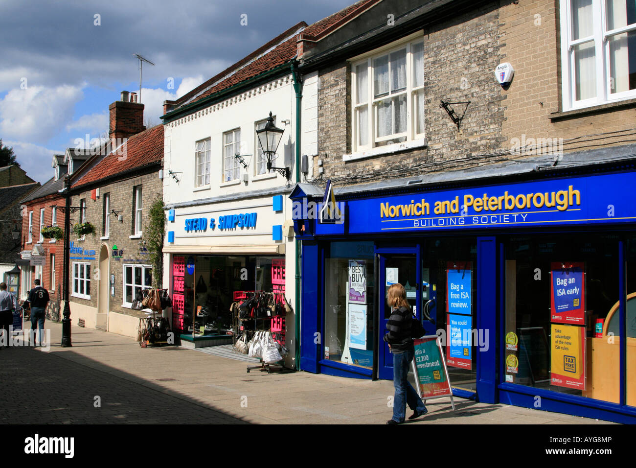 Thetford città mercato negozi del centro parrocchiale civile Breckland area di Norfolk, Inghilterra, Regno Unito, GB Foto Stock