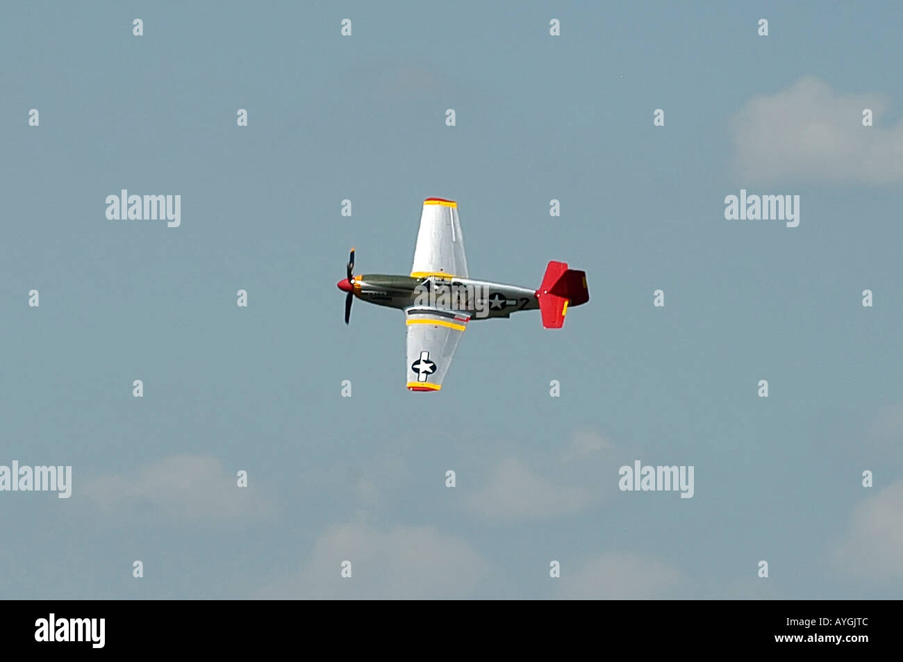P 51 Mustang durante la seconda guerra mondiale da combattimento aereo presso l'Air Show a Selfridge Air Force Base Mt Mount Clemens Michigan MI Foto Stock