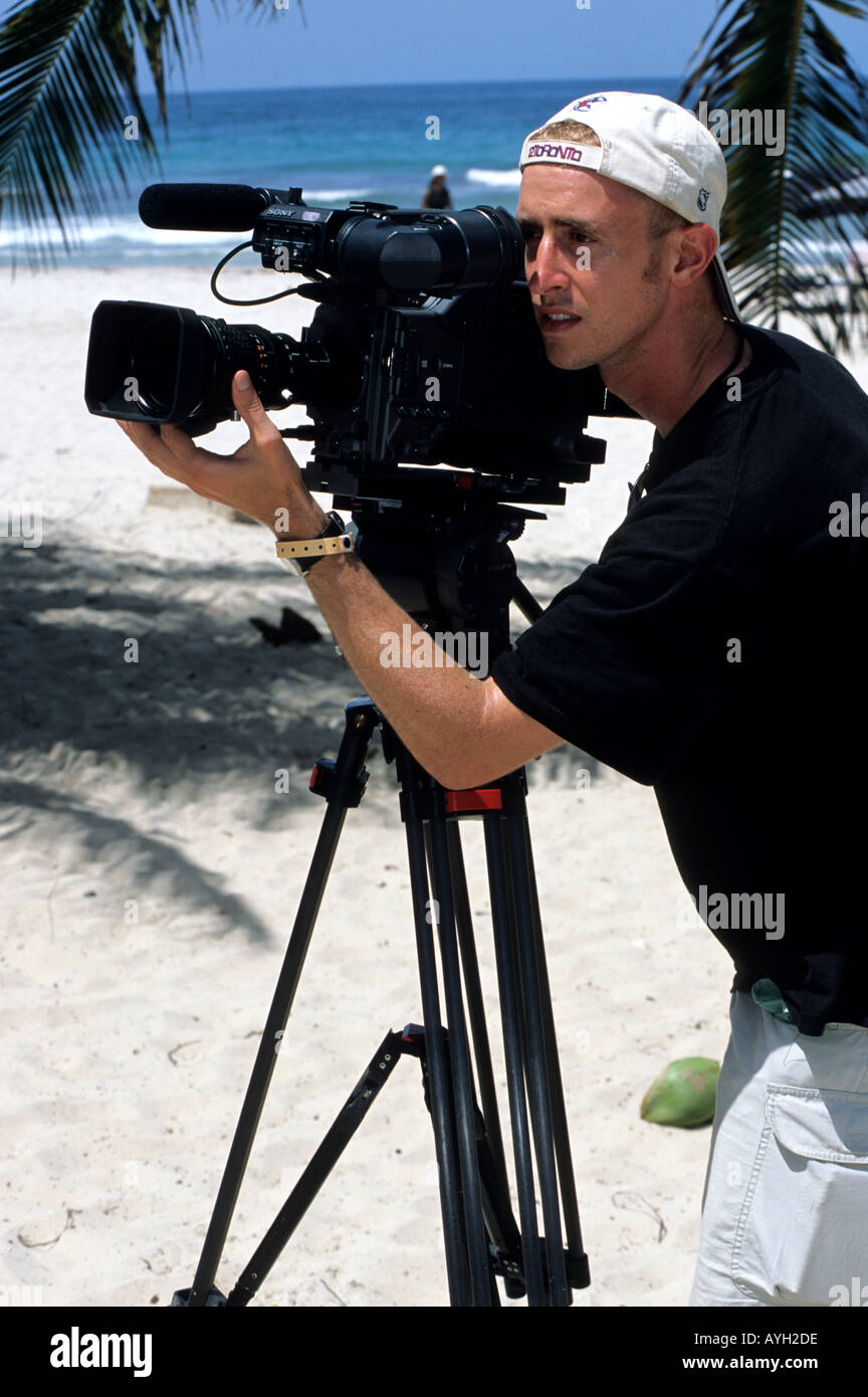 Videografo al modello di lavoro rilasciato Foto Stock