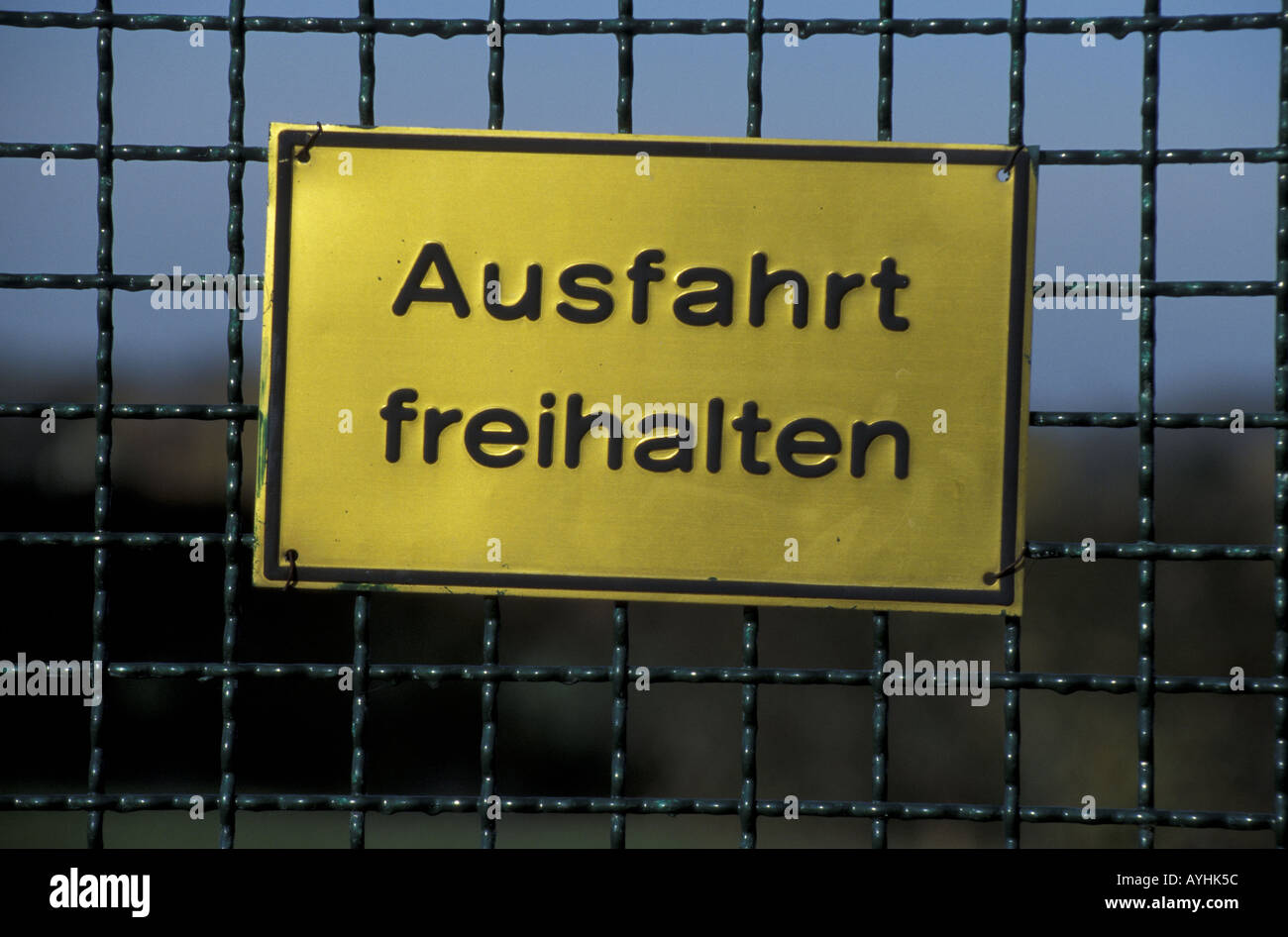 Ausfahrt freihalten Foto Stock