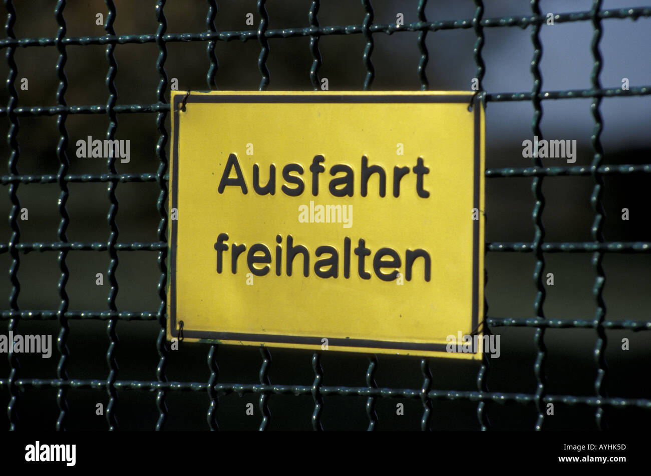 Ausfahrt freihalten Foto Stock